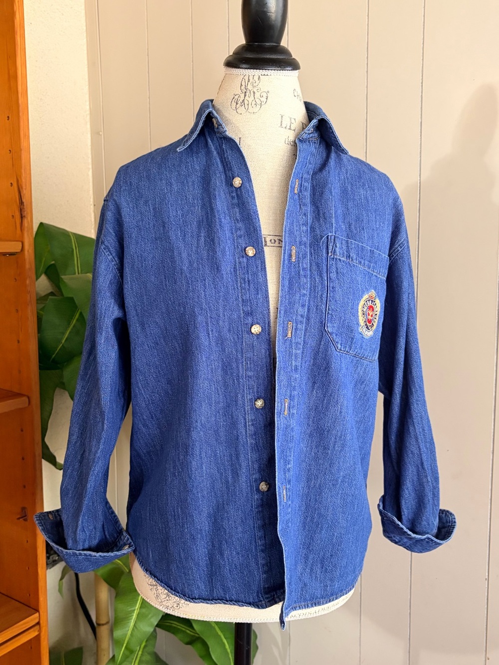 Vintage Guess Denim Button Up Top  100% Cotton 90s Y2K S Petite Preppy - Picture 2 of 7
